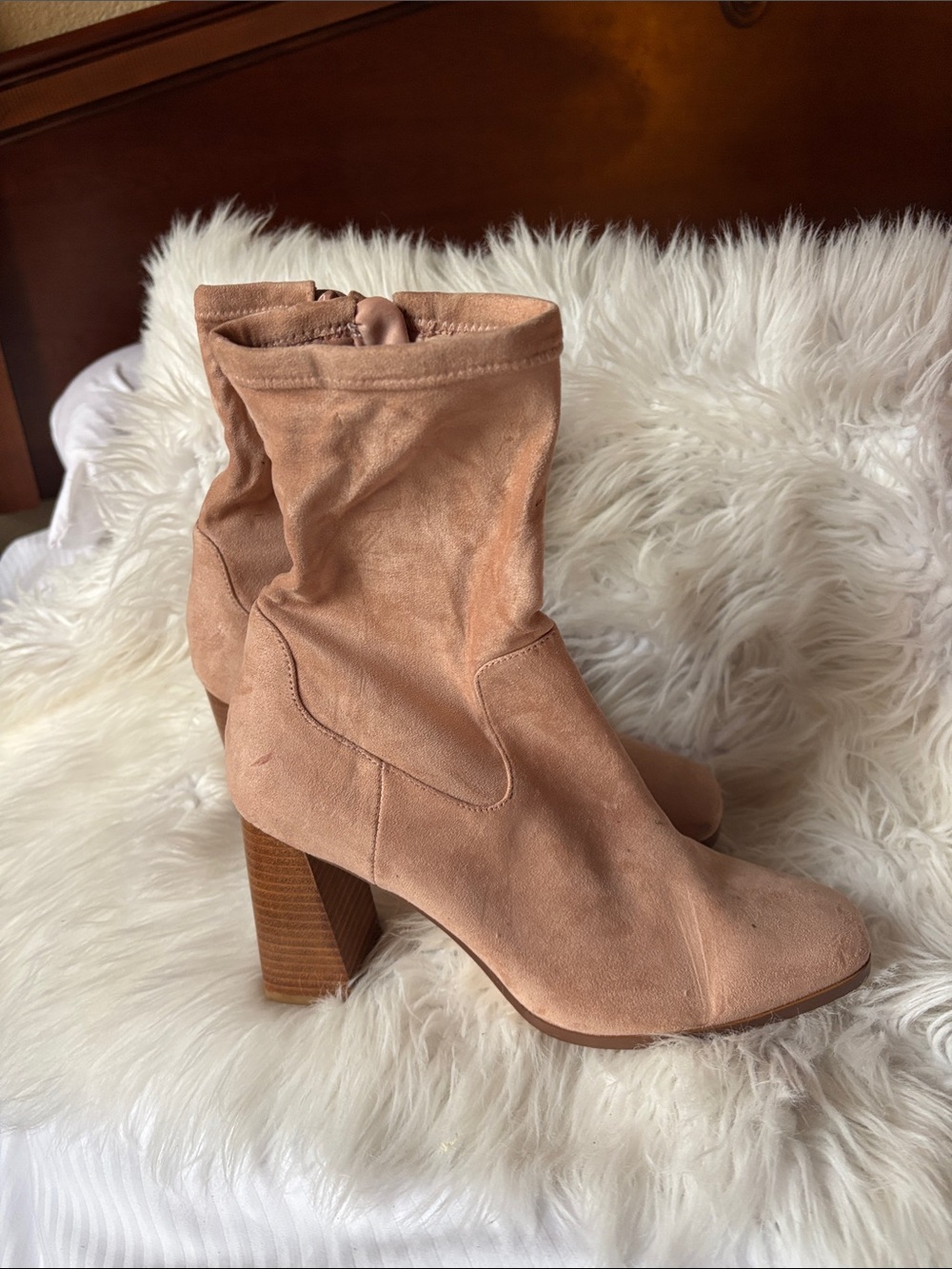 Chinese Laundry Dusty Pink Suede Block Heel Ankle Boots